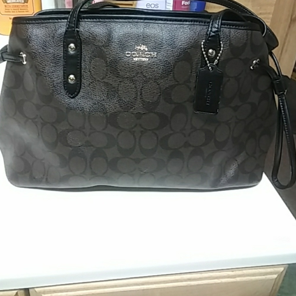Bag - Picture 2 of 4